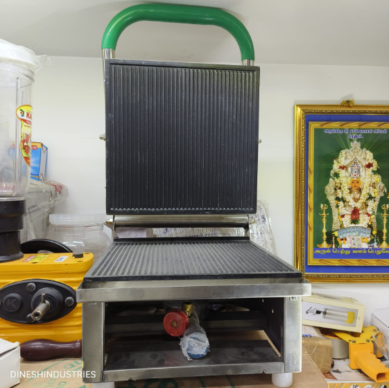 13×13 inch Gas sandwich griller