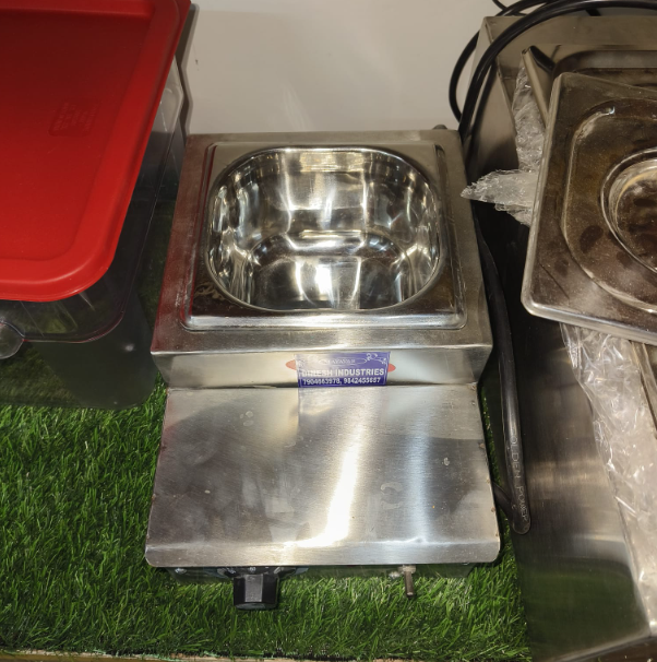 Single tank electric chocolate melting machine