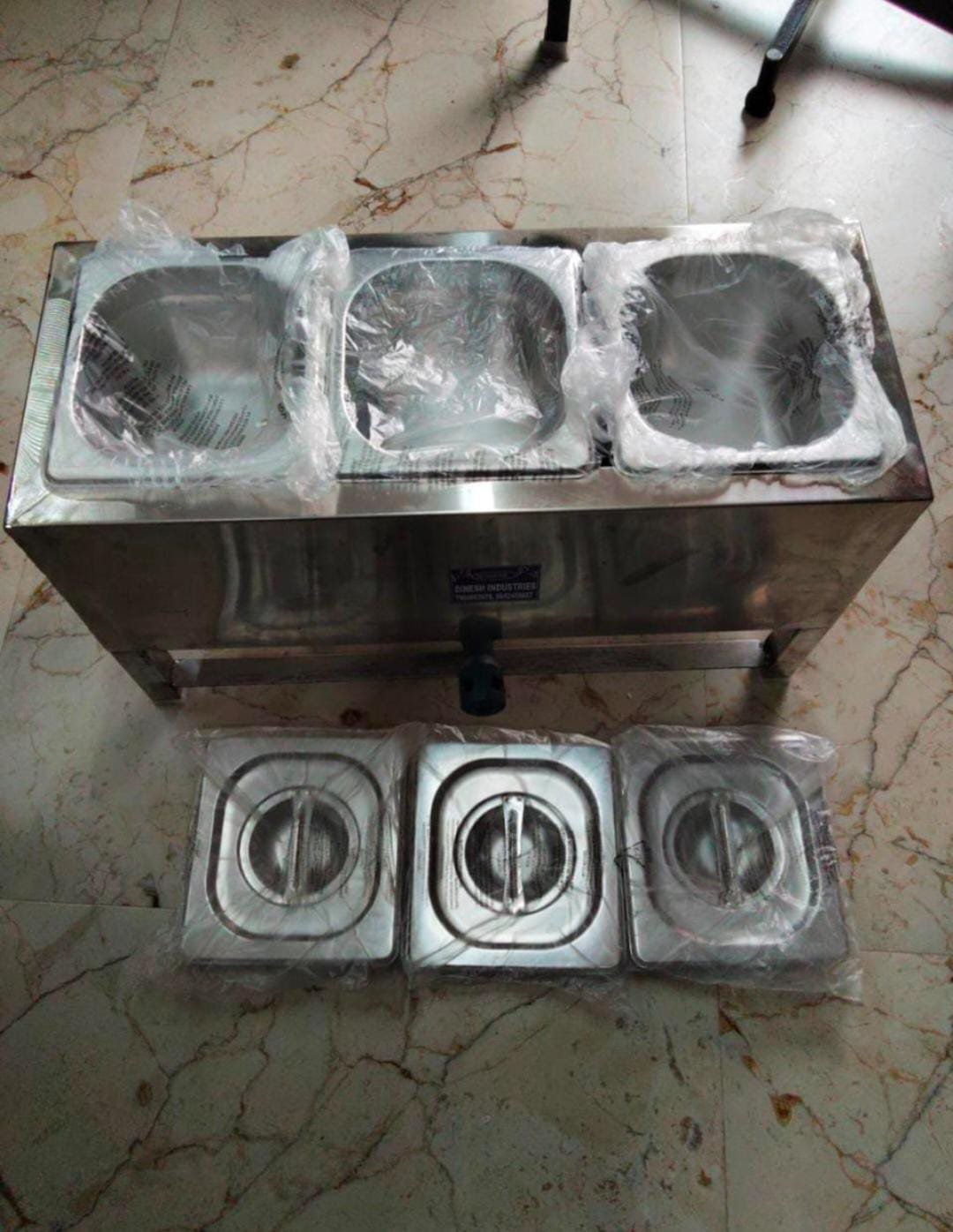 Gas chocolate melting machine
