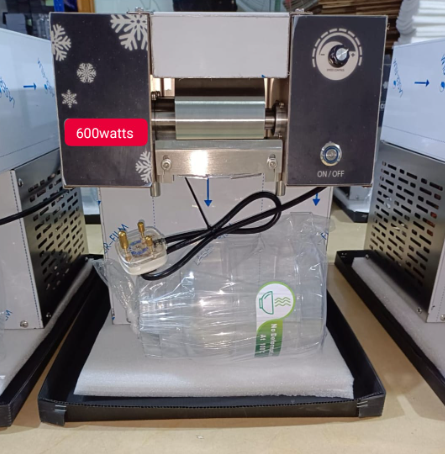 600 watts Electric snowflake ice machine