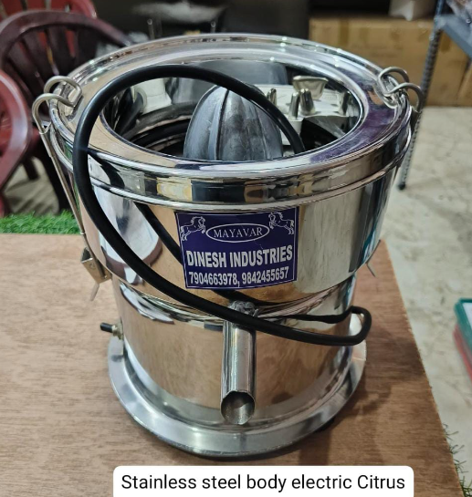 Stainless steel body Citrus juicer